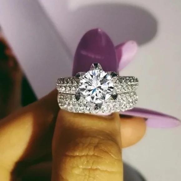 925 STERLING SILVER RING, CUTE RING, SHINY RING. - Picture 2 of 6